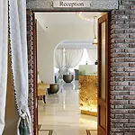 Garni Hadeel Hotel 3*