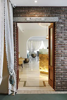 Garni Hadeel Hotel 3*