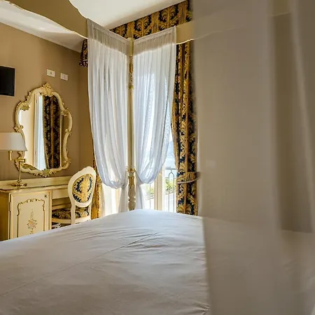 Hotell Garni Hadeel 3*